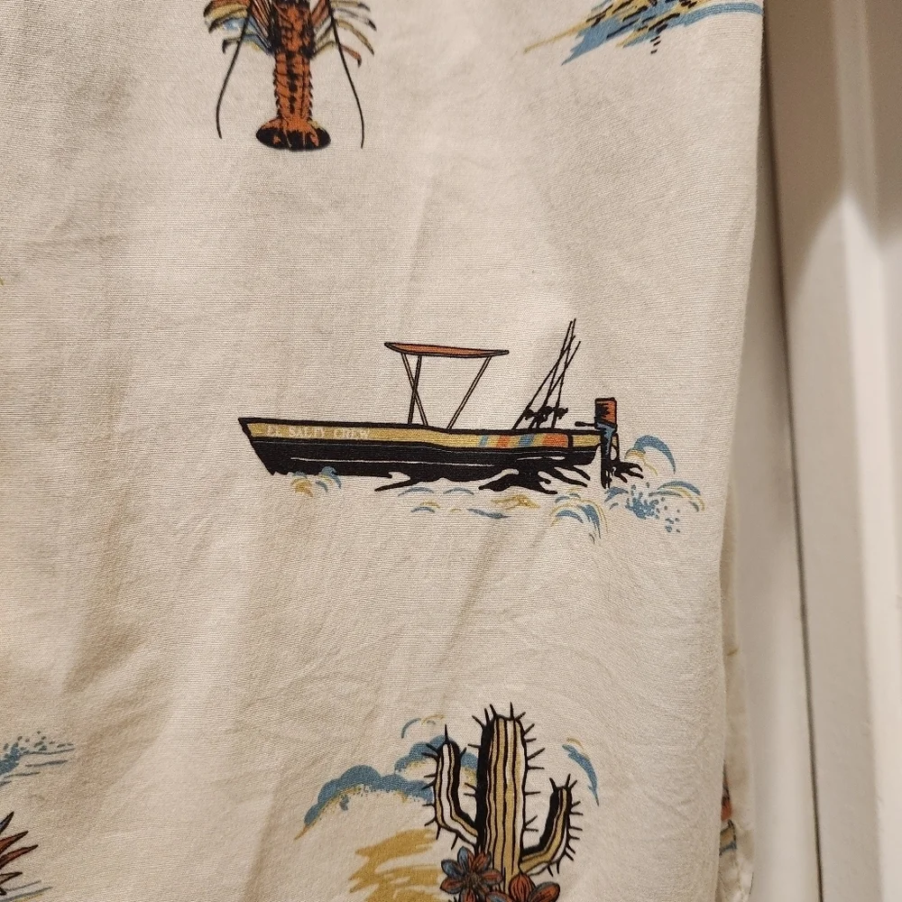 Salty Crew Men’s XL Hawaiian Fishing Shirt Boats Lobsters Surf Tropical Print - Picture 8 of 16